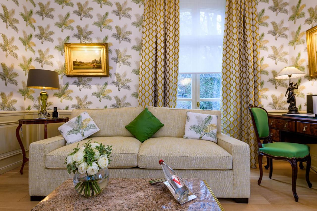 Domaine Les Crayeres Hotel Reims Quarto foto